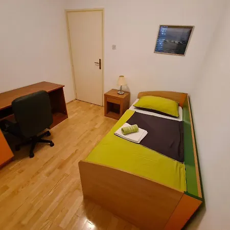 Ivana Appartement *